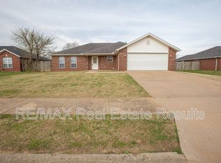 1902 SW Fremont St, Bentonville, AR 72713