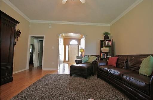 3rd image of 2359 Kendal Green Cir