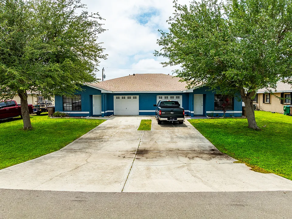 1712 SW Santa Barbara Pl #1712