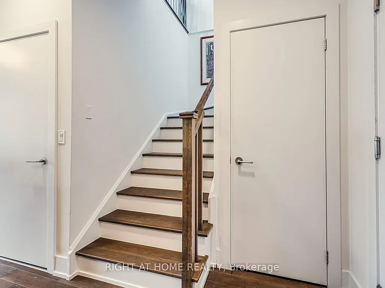 66 Kippendavie Ave #409 — Photo 25