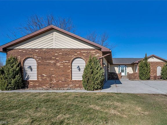 3rd image of 3380 Crandall Rd