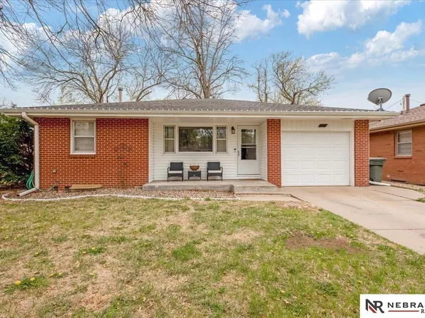 6431 Garland St, Lincoln, NE 68505