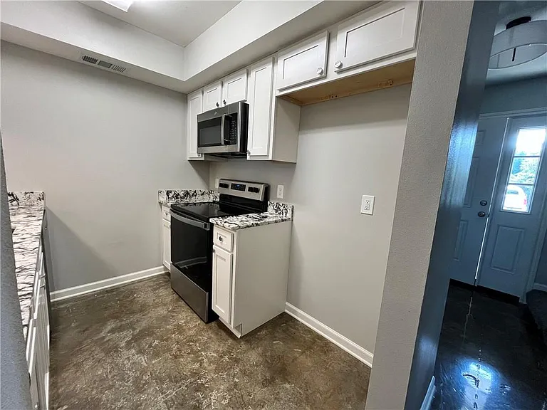 382 Fairway Dr #2 — Photo 18