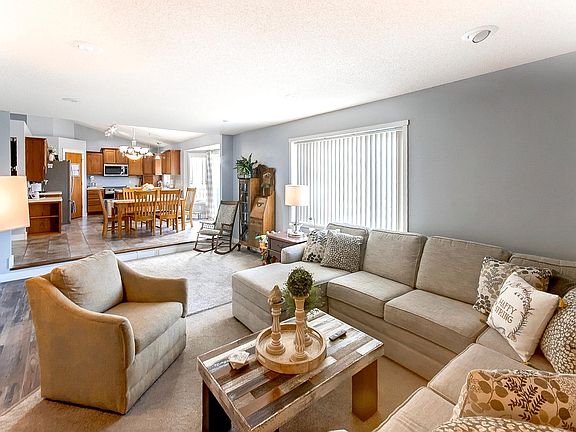 3rd image of 502 Spring Wheat Dr