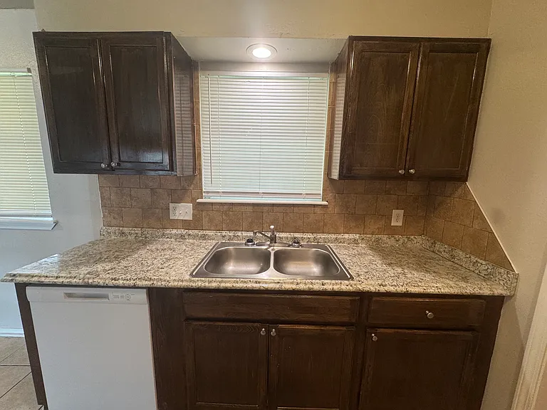 5109 S Georgia Ter — Photo 9