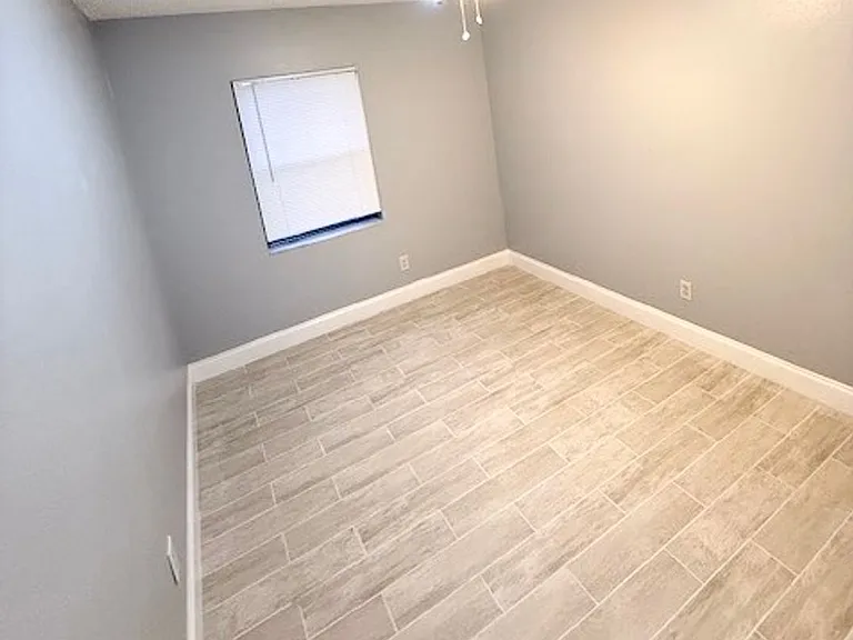 5228 Cherry Ave — Photo 11