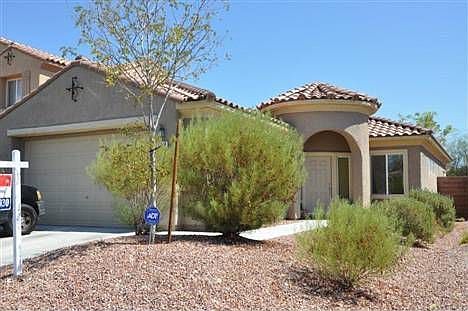 1st image of 6814 Dovecote Ave