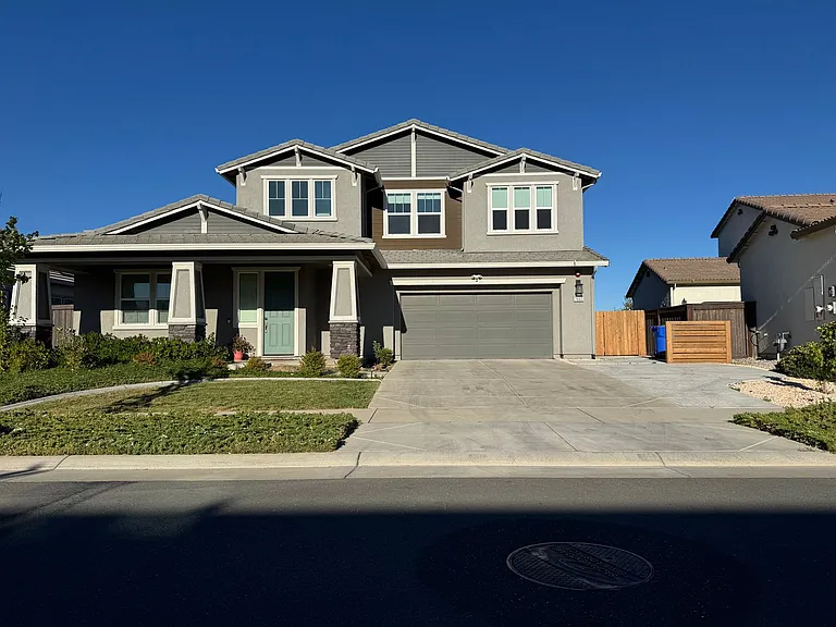 7602 Afonso Way — Photo 2