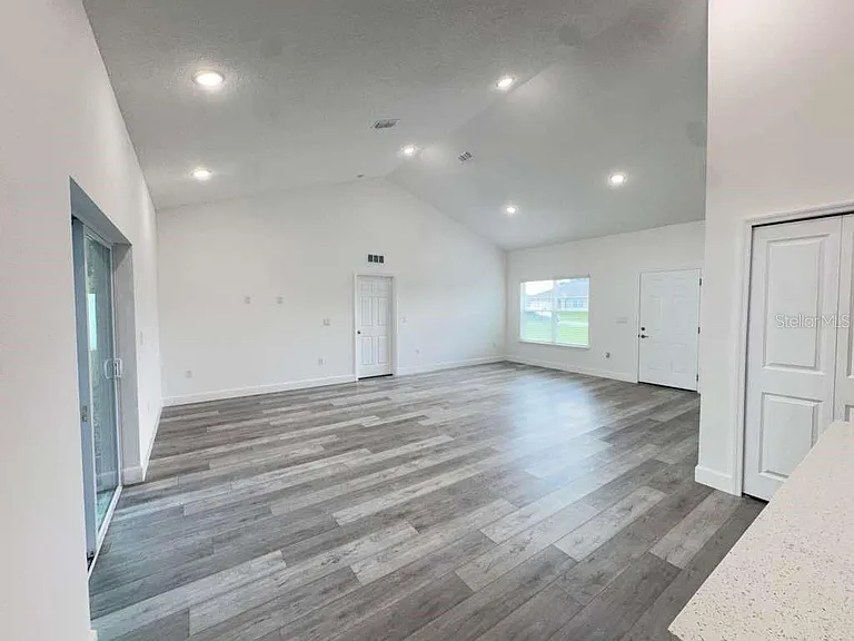 13376 SW 49th Ave — Photo 9