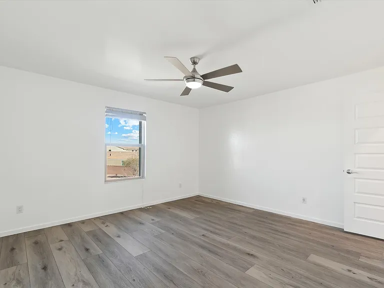 37292 N Yellowstone Dr — Photo 19