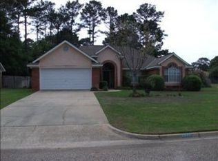 1300 Woodleigh Rd, Dothan, AL 36305