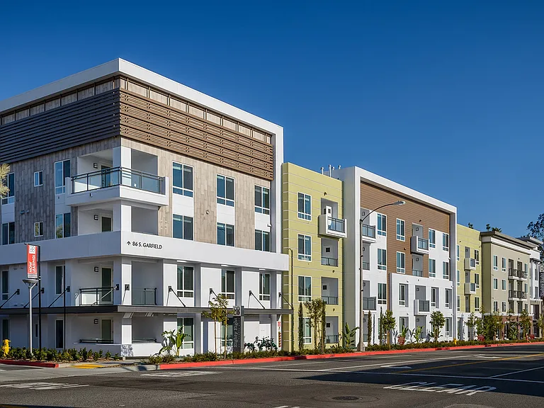 88 at Alhambra Place — Photo 19