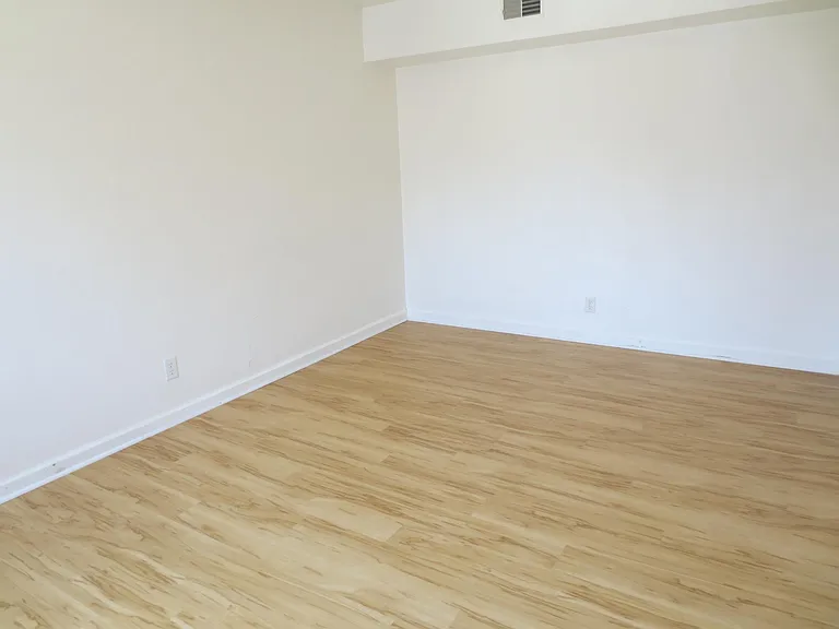 5712 Phillips Ave #B6 — Photo 28