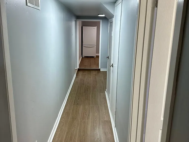 19 Garfield Cres — Photo 11