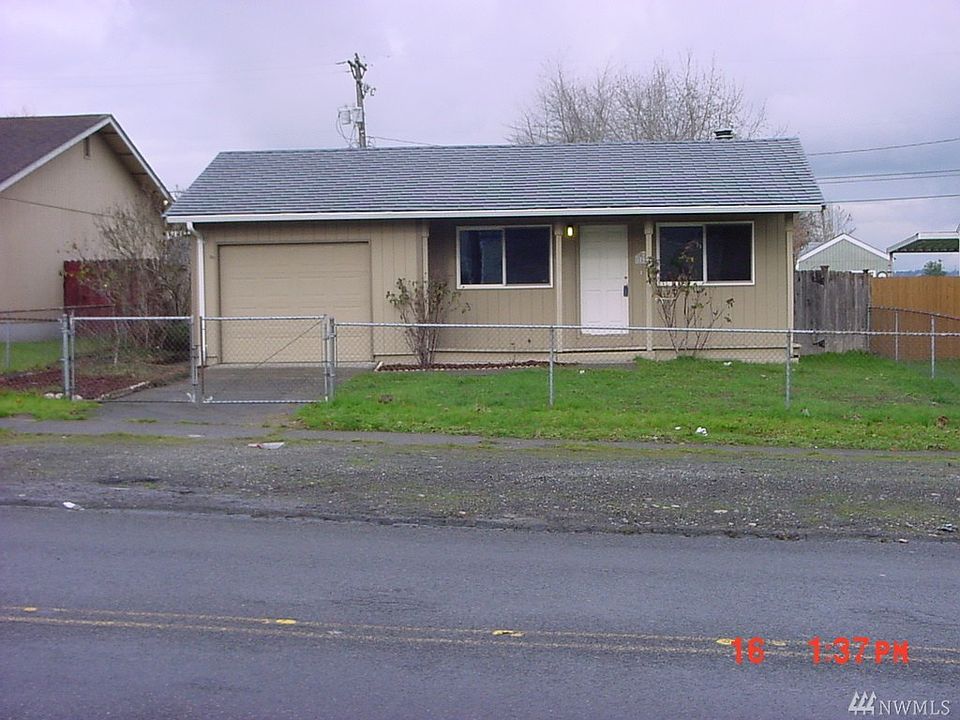 1st image of 1621 E Fairbanks St