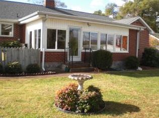 1523 Cliff View Dr, Salem, VA 24153
