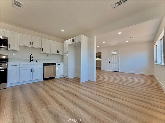 5th image of 4396 Sepulveda Ave
