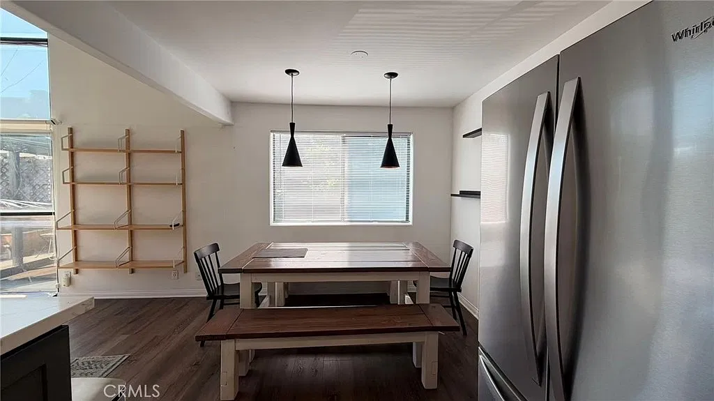 2 bed, 2.5 bath, 1236 sqft, $5,900 — Photo 4