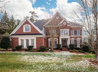 7401 Stonehaven Dr, Waxhaw, NC 28173