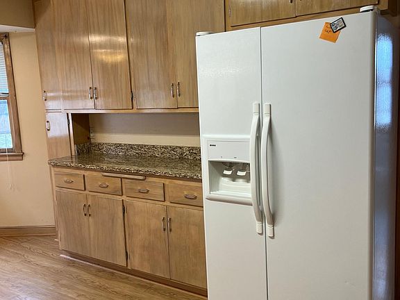 4th image of 5645 W Roosevelt Dr