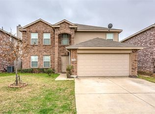 1616 Birds Eye Rd, Fort Worth, TX 76177