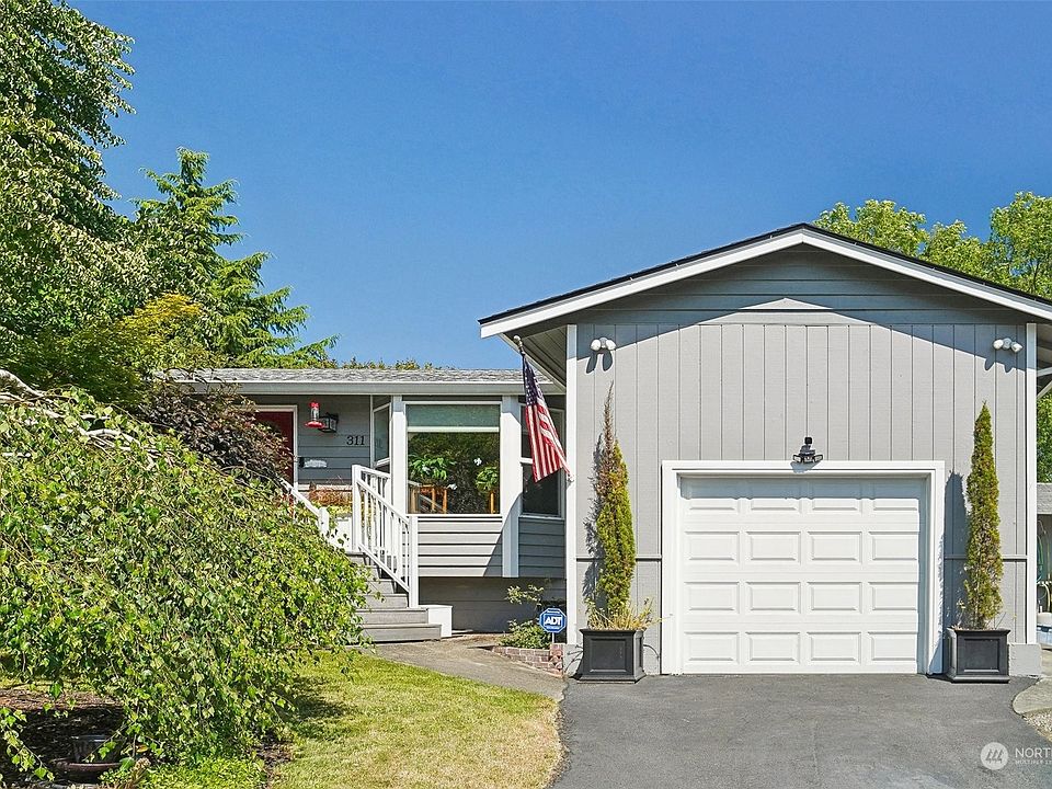 1st image of 311 99th Drive SE