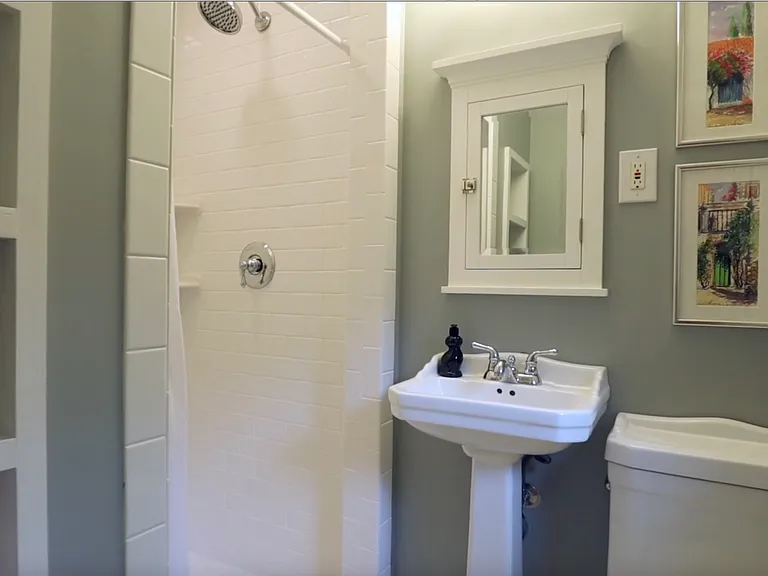 3075 W Roxboro Rd NE — Photo 27