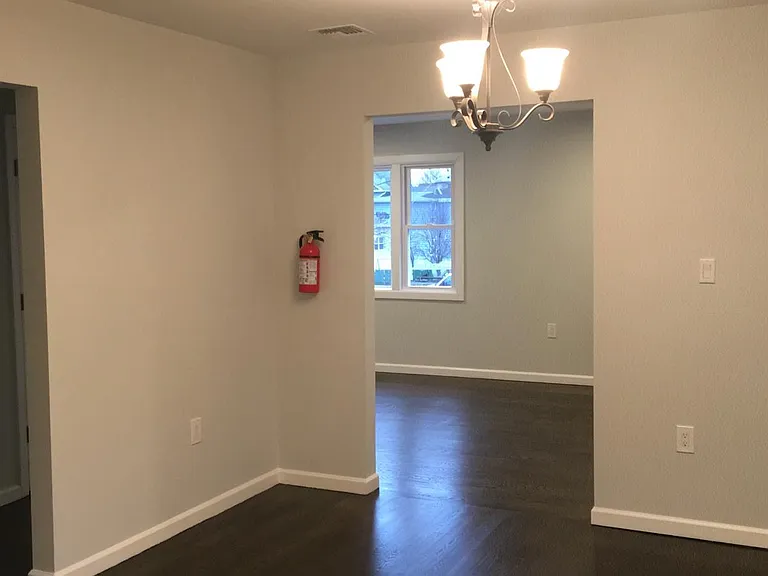1113 Julia St #1 — Photo 9