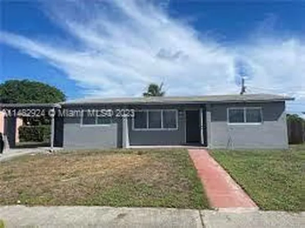 370 W 18th St, Riviera Beach, FL 33404