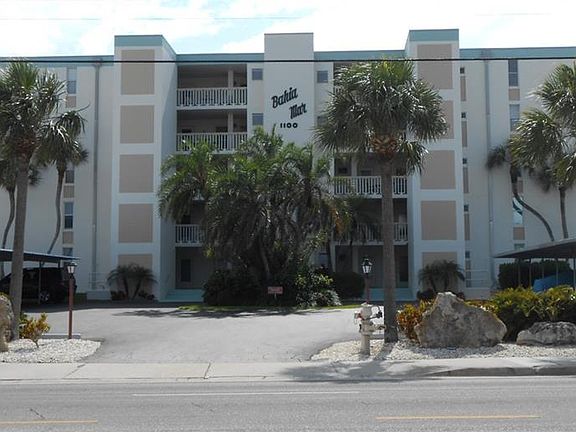 2nd image of 1100 Tarpon Center Dr #2C