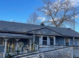 4296 Burgess Rd, Pinckney, MI 48169