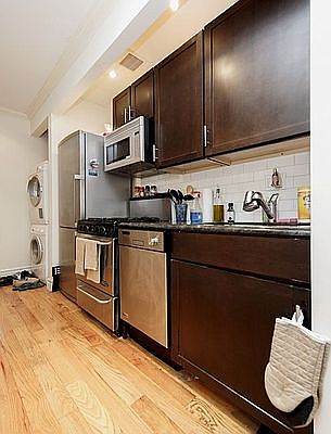 1st image of 407 E 81st St APT 4D