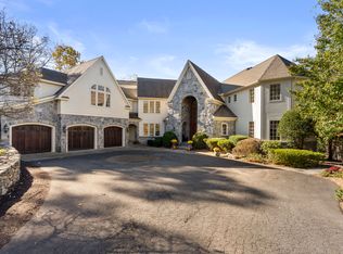 70 Far Hills Dr, Avon, CT 06001