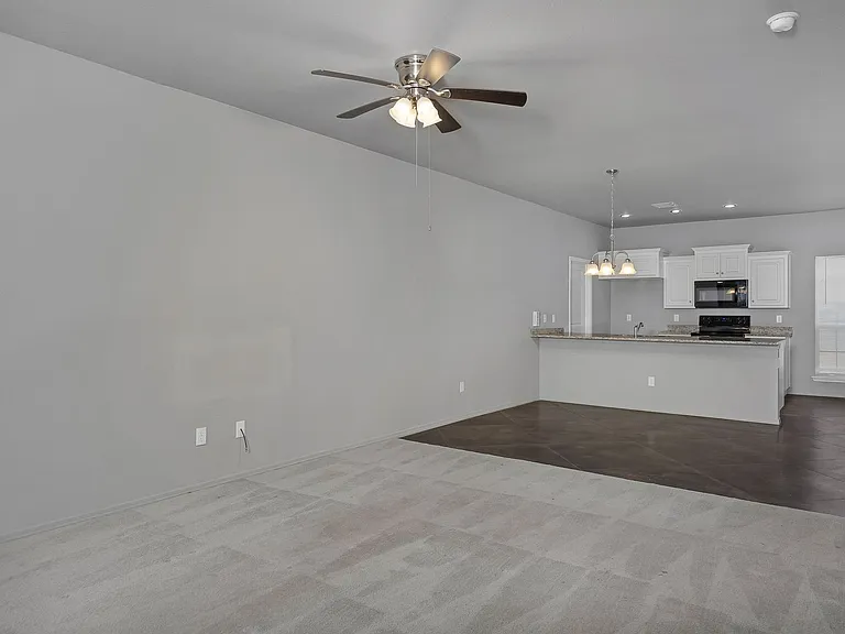 5004 Hawken St — Photo 4