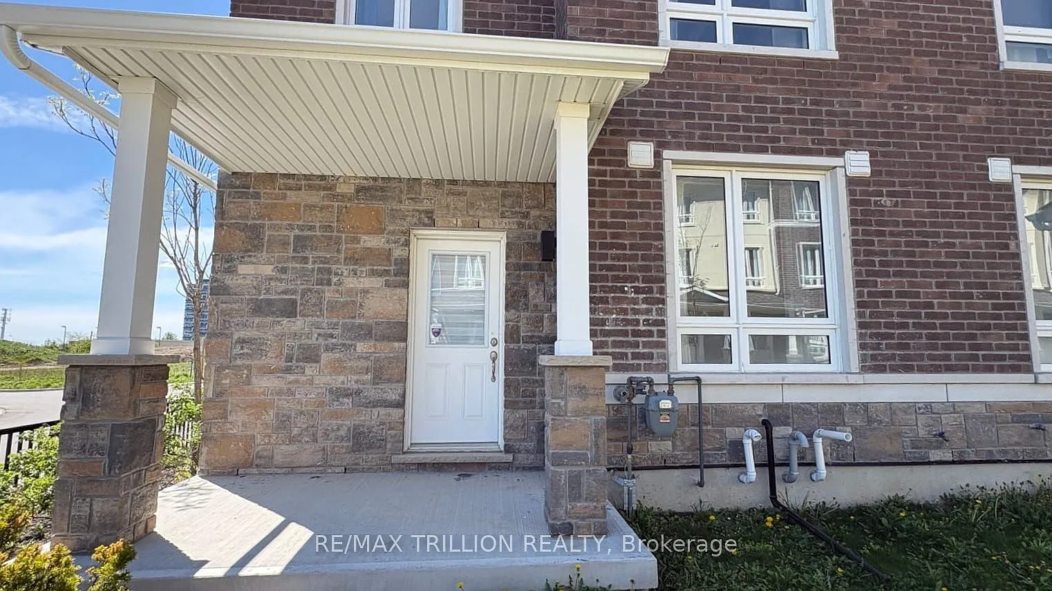4 bed, $3,500 — Photo 3