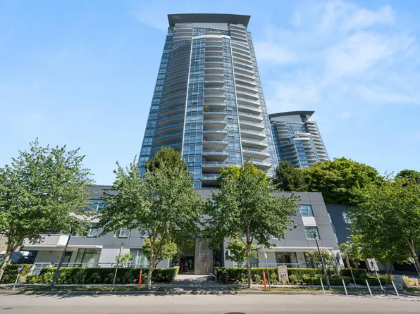 5611 Goring St #1801, Burnaby, BC V5B 0A3