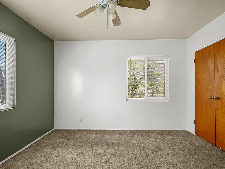 1073 Palm Ave — Photo 14