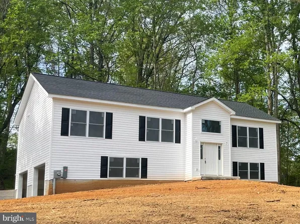 224 Dawn Ln, Harpers Ferry, WV 25425