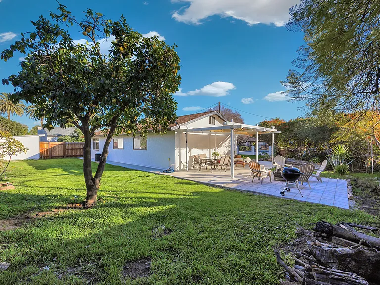 535 N Cerritos Ave — Photo 49