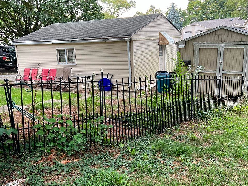 1st image of 4536 Erickson Dr