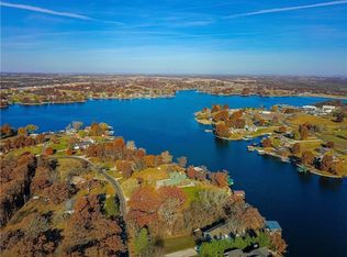 Anapolis Ct, Gallatin, MO 64640