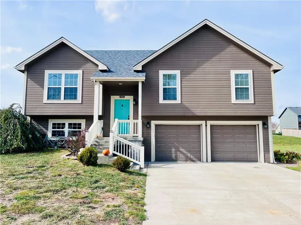 402 S West St, Cameron, MO 64429