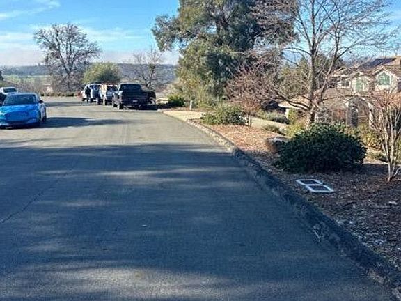 5th image of 3537 Foxmore Ln