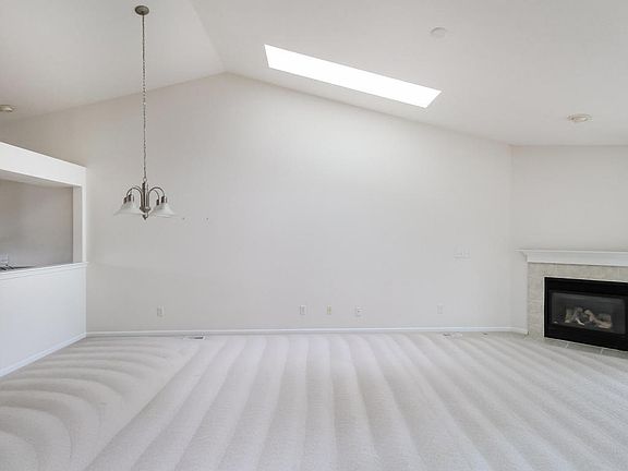 5th image of 6919 Windwater Ct