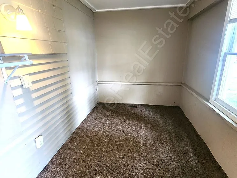 1705 Marlow Rd — Photo 7