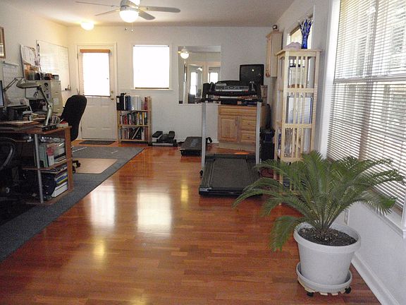 Extra-large "whatever-you-want-it-to-be" room