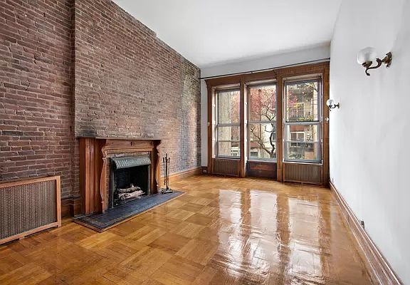 5th image of 17 W 82nd St #1