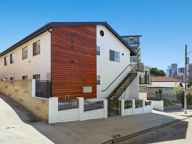 920 Everett St #E — Photo 23