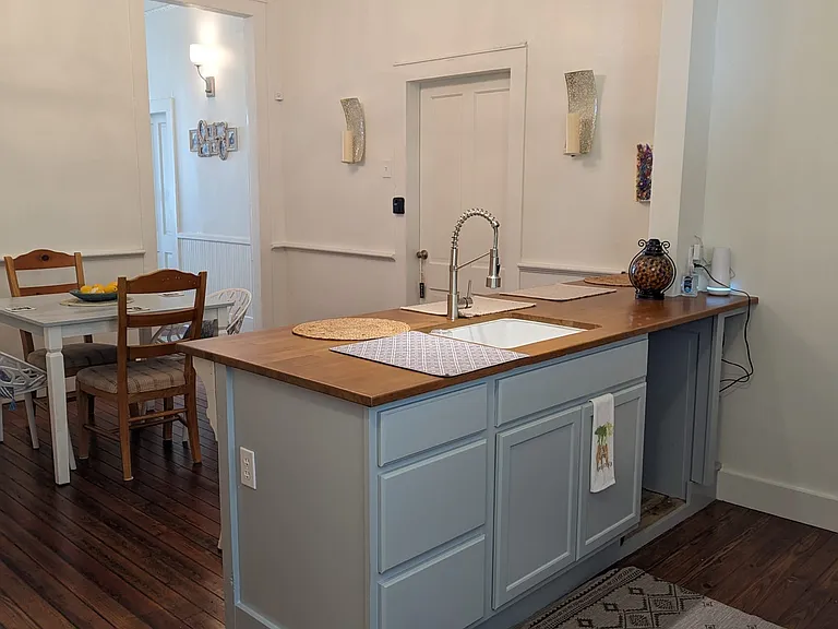 456 Augusta St — Photo 9