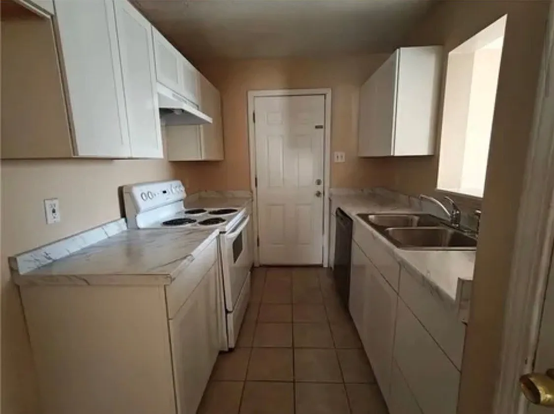 Single Family House for rent in Marrero — Photo 4
